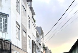 Bán Nhà 3 Tầng Hẻm Xe Hơi 50m2_5*10 Chỉ 5 tỷ Nhỉnh Gần Phạm Văn Đồng Linh Đông Thủ Đức